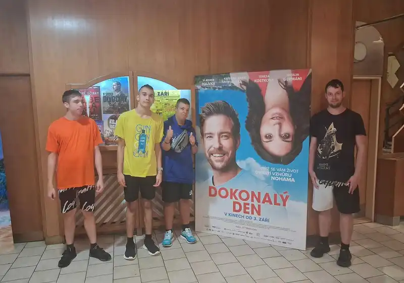 Kino - komedie dokonalý svět