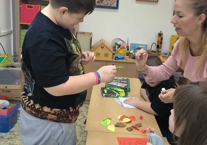 Celoškolní projekt "Týden našich emocí a přátelství" 3.den listy emocí