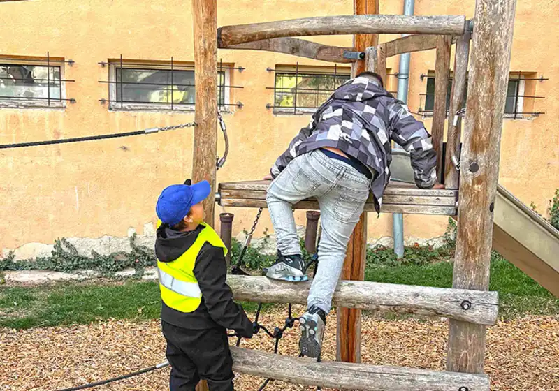Sluníčko, kaštany a houpačkový relax