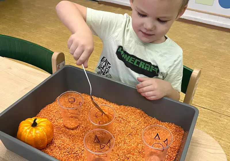 Kutálí se líně, velikánská dýně🎃
