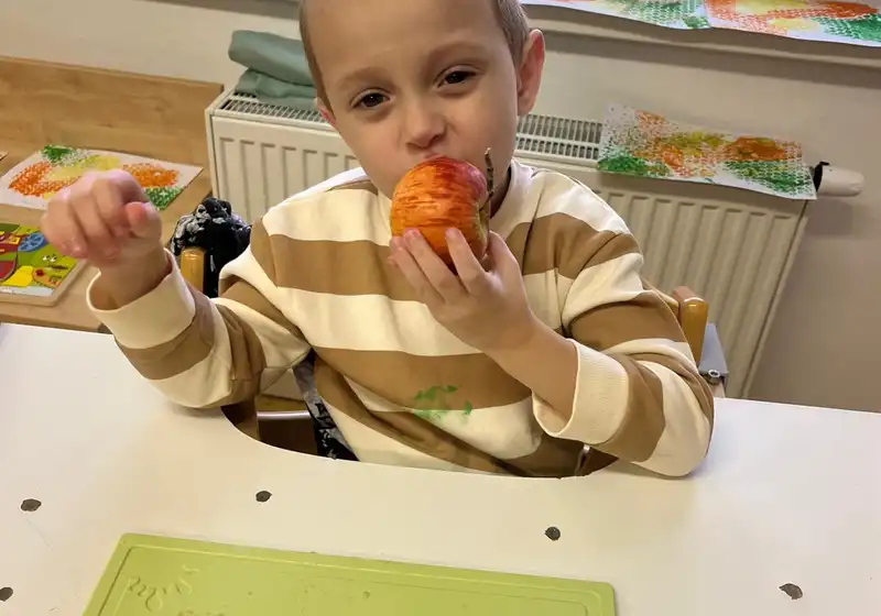 Ovocné mlsání u želviček🍎